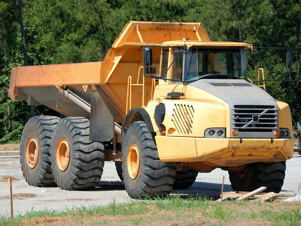Bandt Communications Dump Truck Vehicle Outfitting Services Rockford